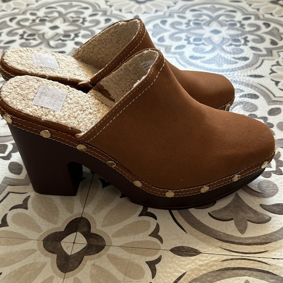 Crown & Ivy Dark Brown Heeled Mules 9 - Picture 4 of 4